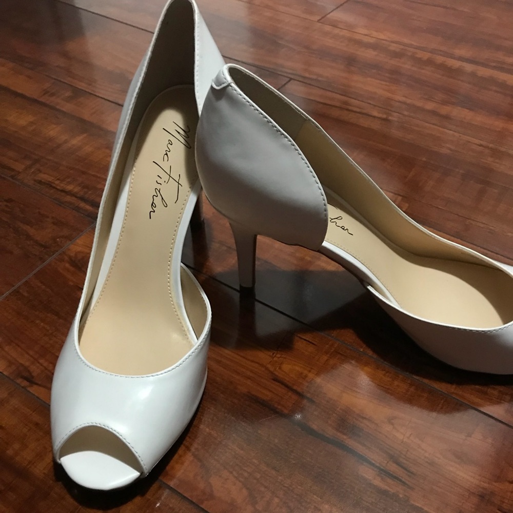 Marc Fisher White peep toe pumps